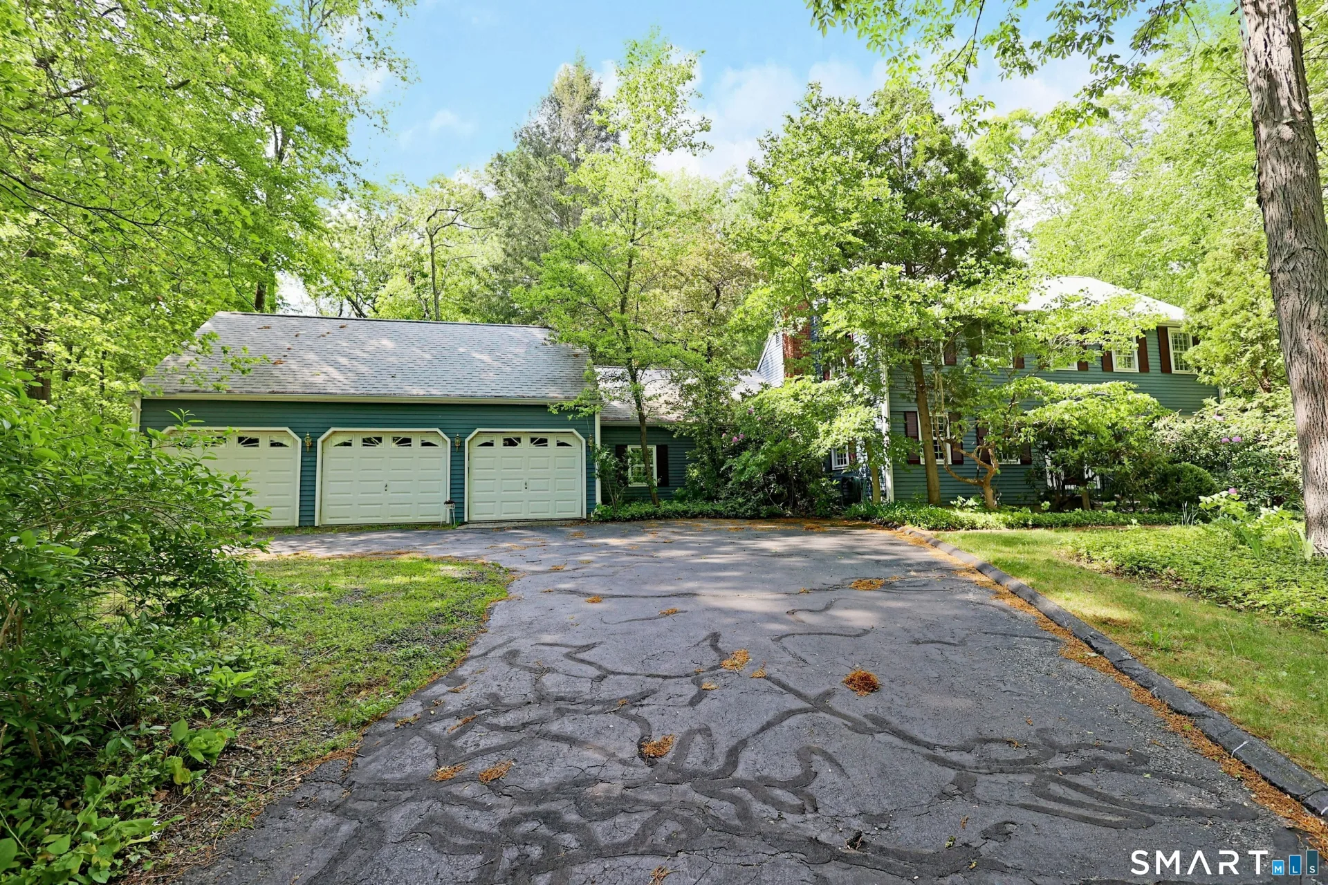 35 Deer Spring Road, Redding, CT