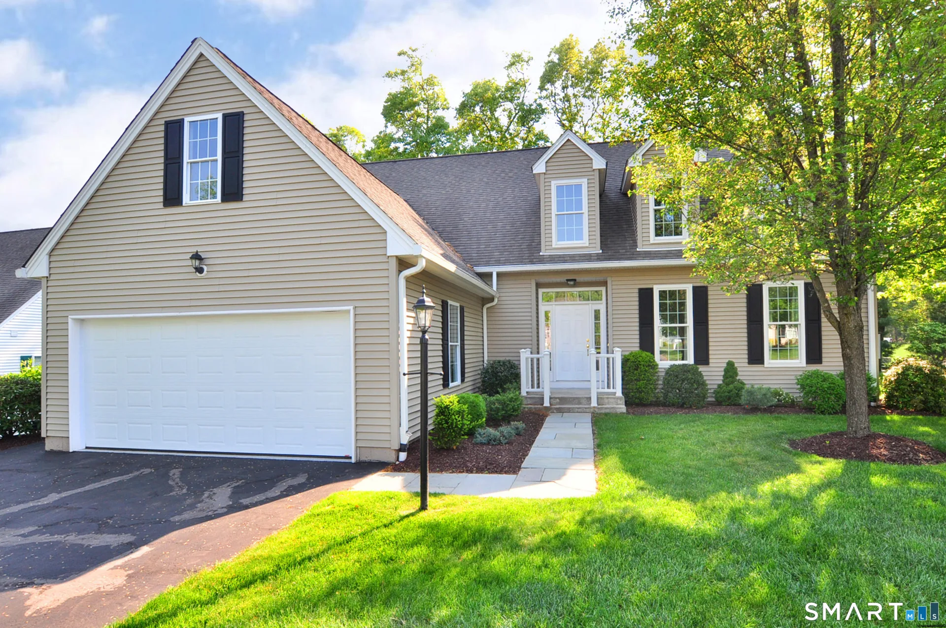 18 Cavendish Place #18, Avon, CT