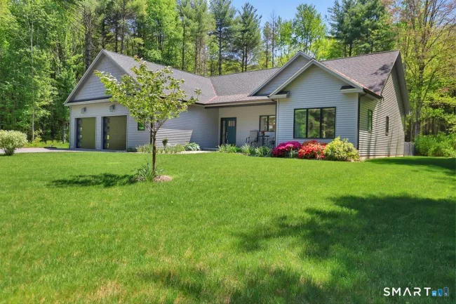 443 Marsh Road