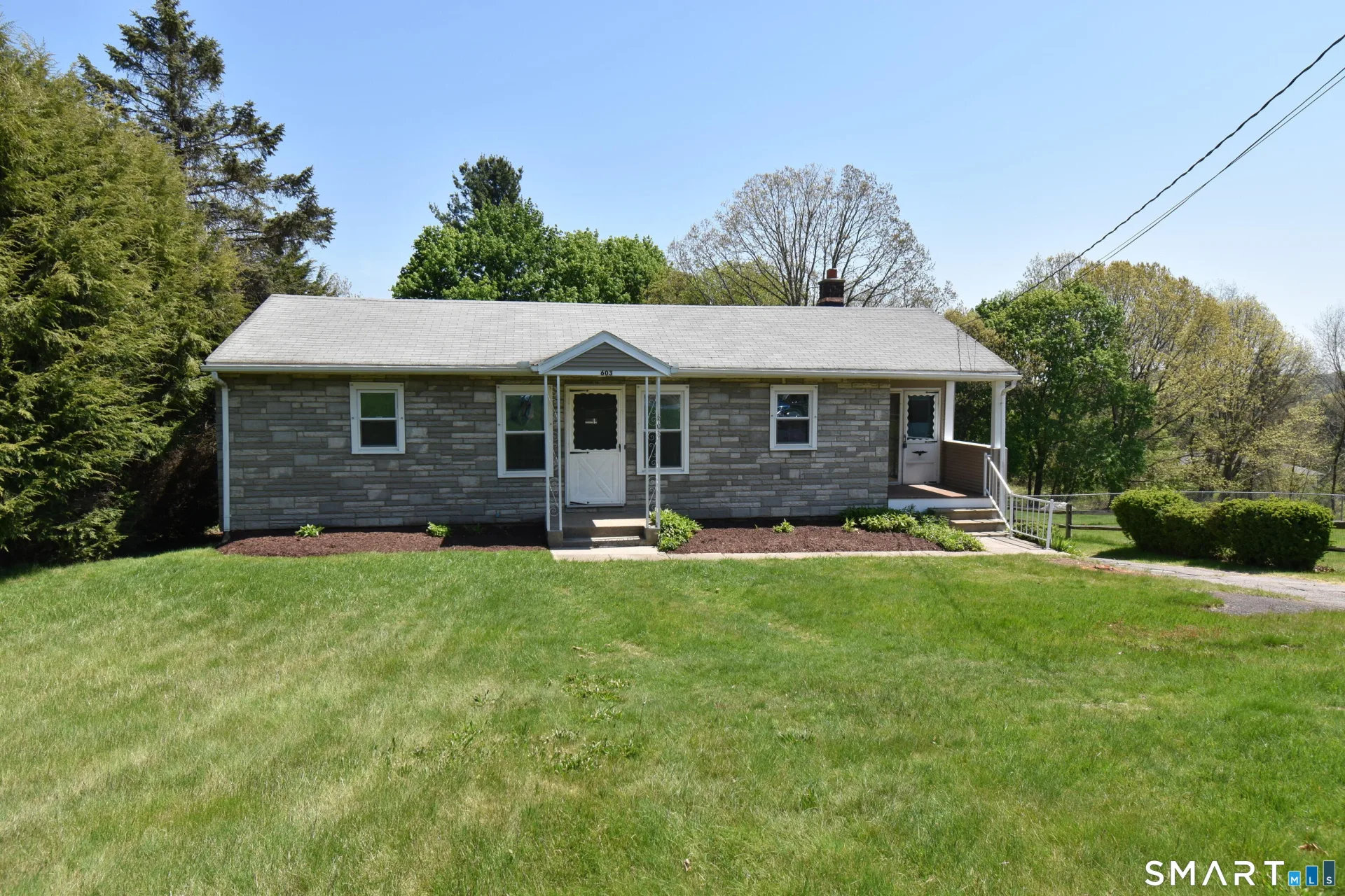 603 Sunnyside Avenue, Watertown, CT