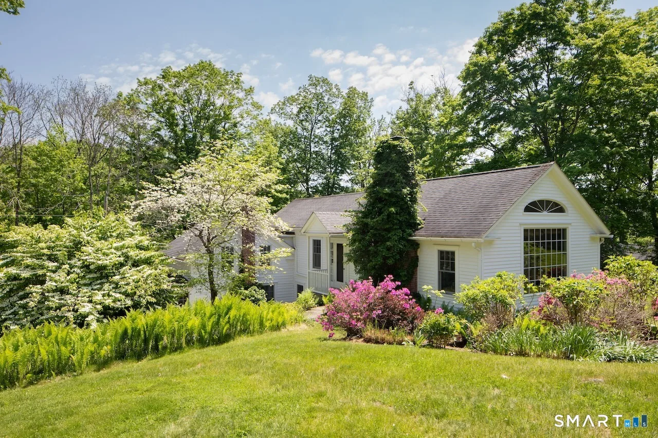 329 Housatonic River Road, Salisbury, CT