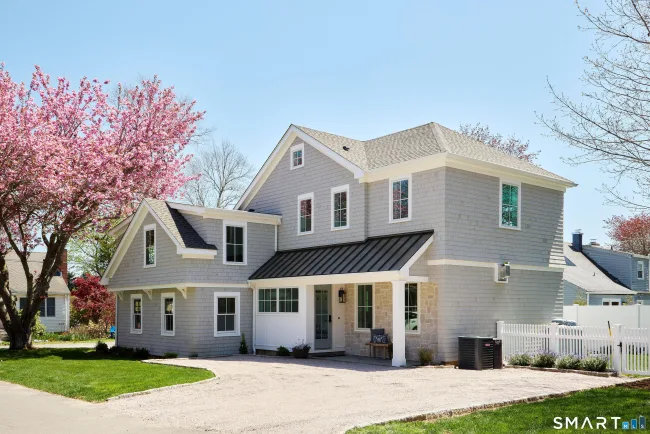 26 Bassett Lane