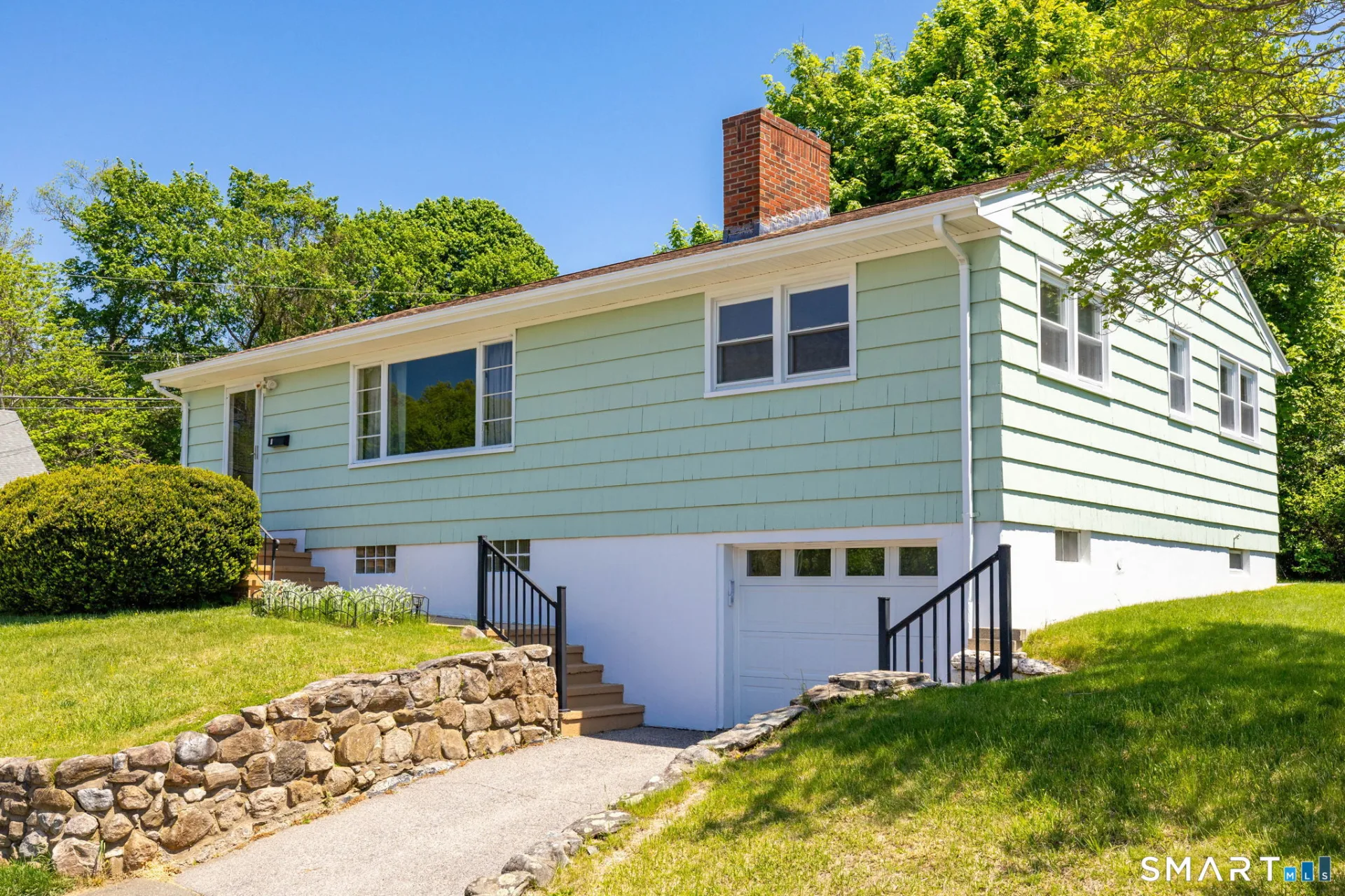 2 Charles Street, New London, CT