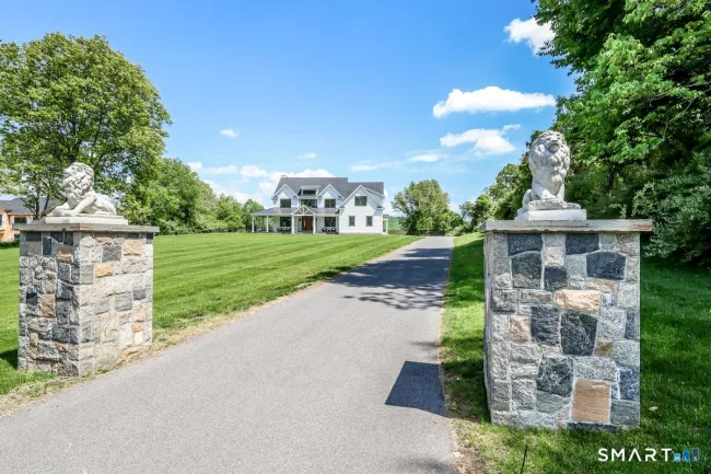 2 Pond View Lane