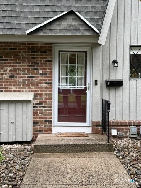 253 West Street #3, Southington, CT