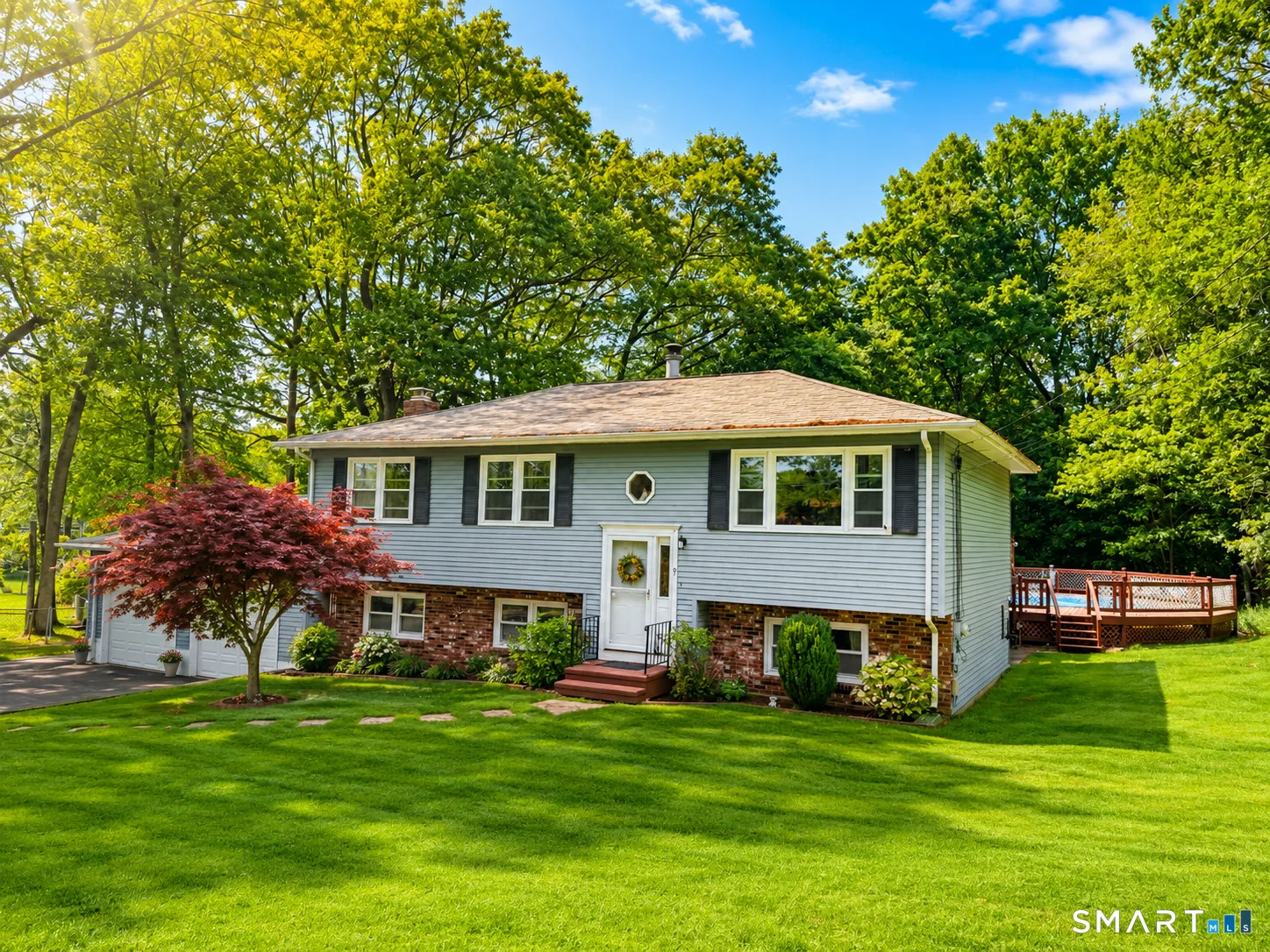 9 Garry Drive, East Haven, CT