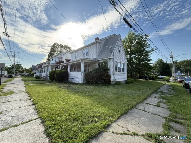 66 Overland Avenue