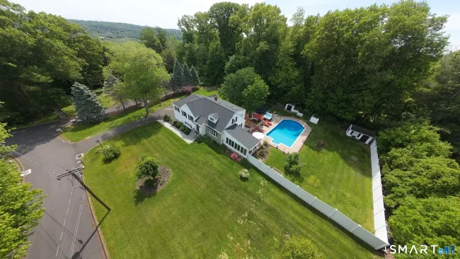 13 Pleasant Rise Circle