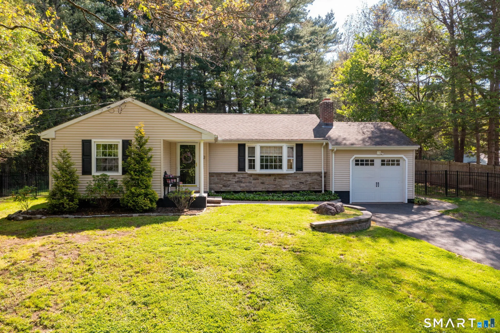 62 Francis Drive, Glastonbury, CT