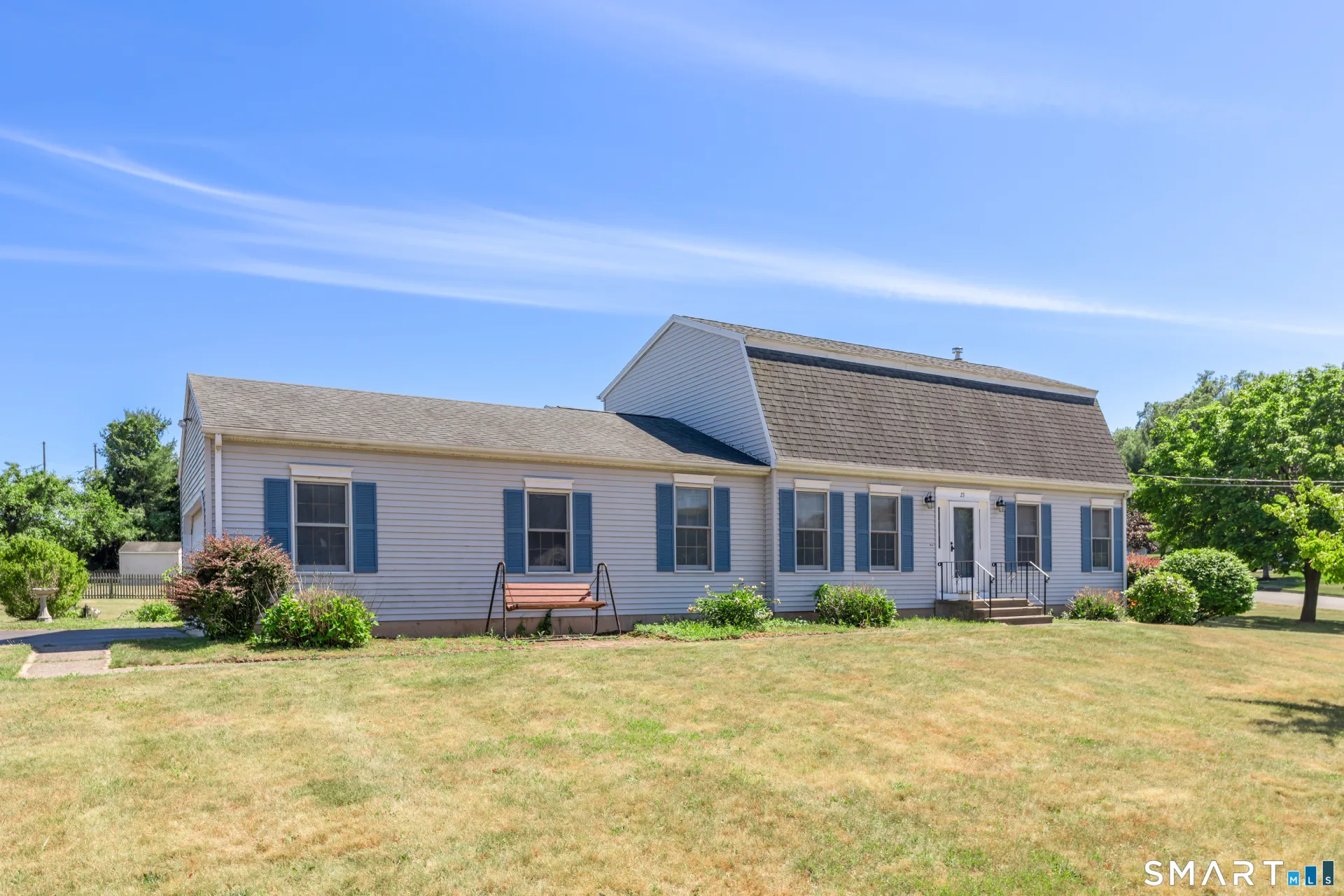 23 Sara Circle, North Haven, CT