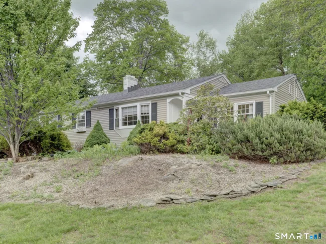 37 Dorothy Drive