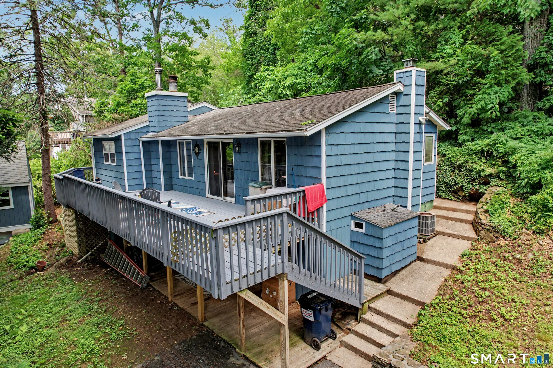 25 Maple Drive, New Milford, CT