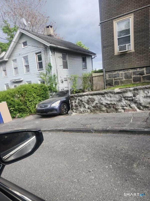 19 Summit Street, Waterbury, CT