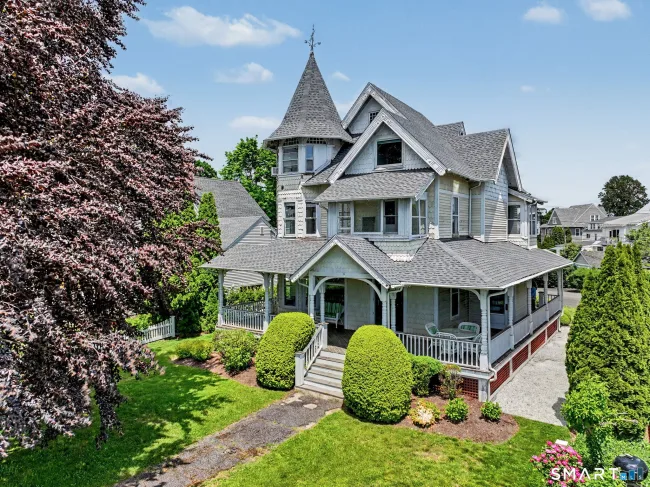 9 Seaside Place, Norwalk, CT