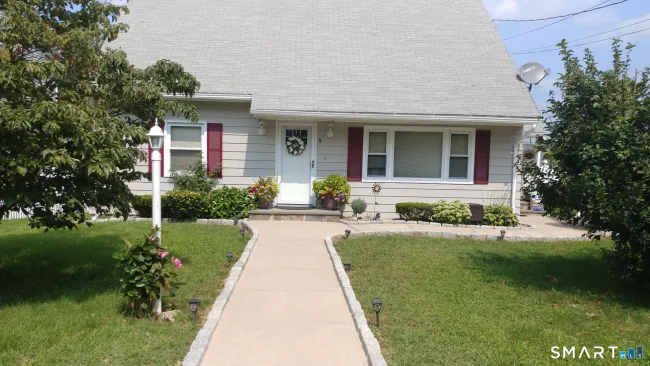 11 Cribbins Avenue