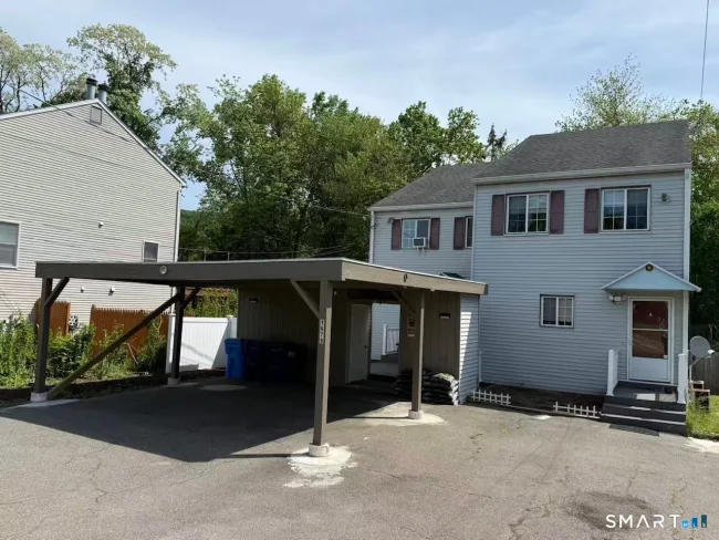 1679 Litchfield Turnpike, Woodbridge, CT