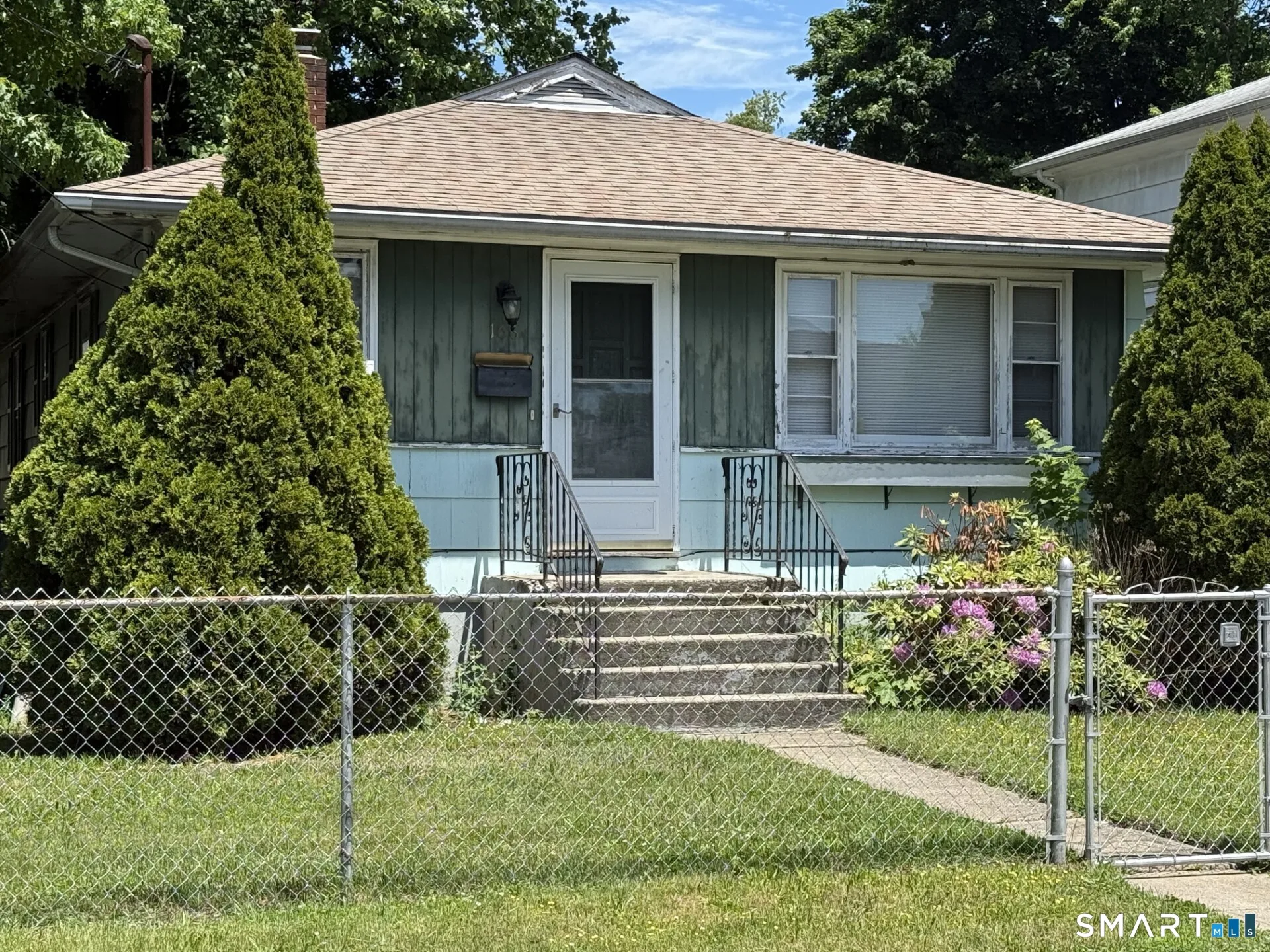 166 Marigold Avenue, Bridgeport, CT