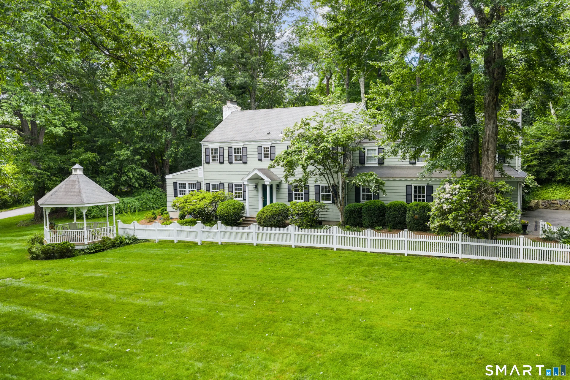 130 Comstock Hill Road, New Canaan, CT
