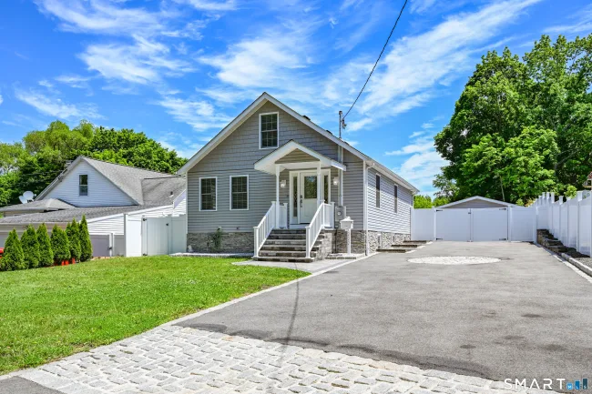 222 Hamilton Street