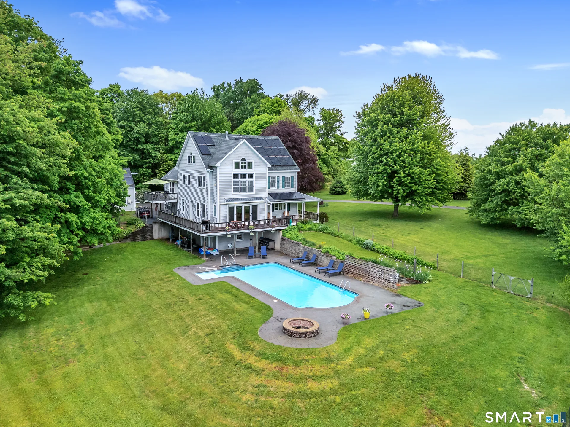 270 Peach Orchard Road, Southbury, CT