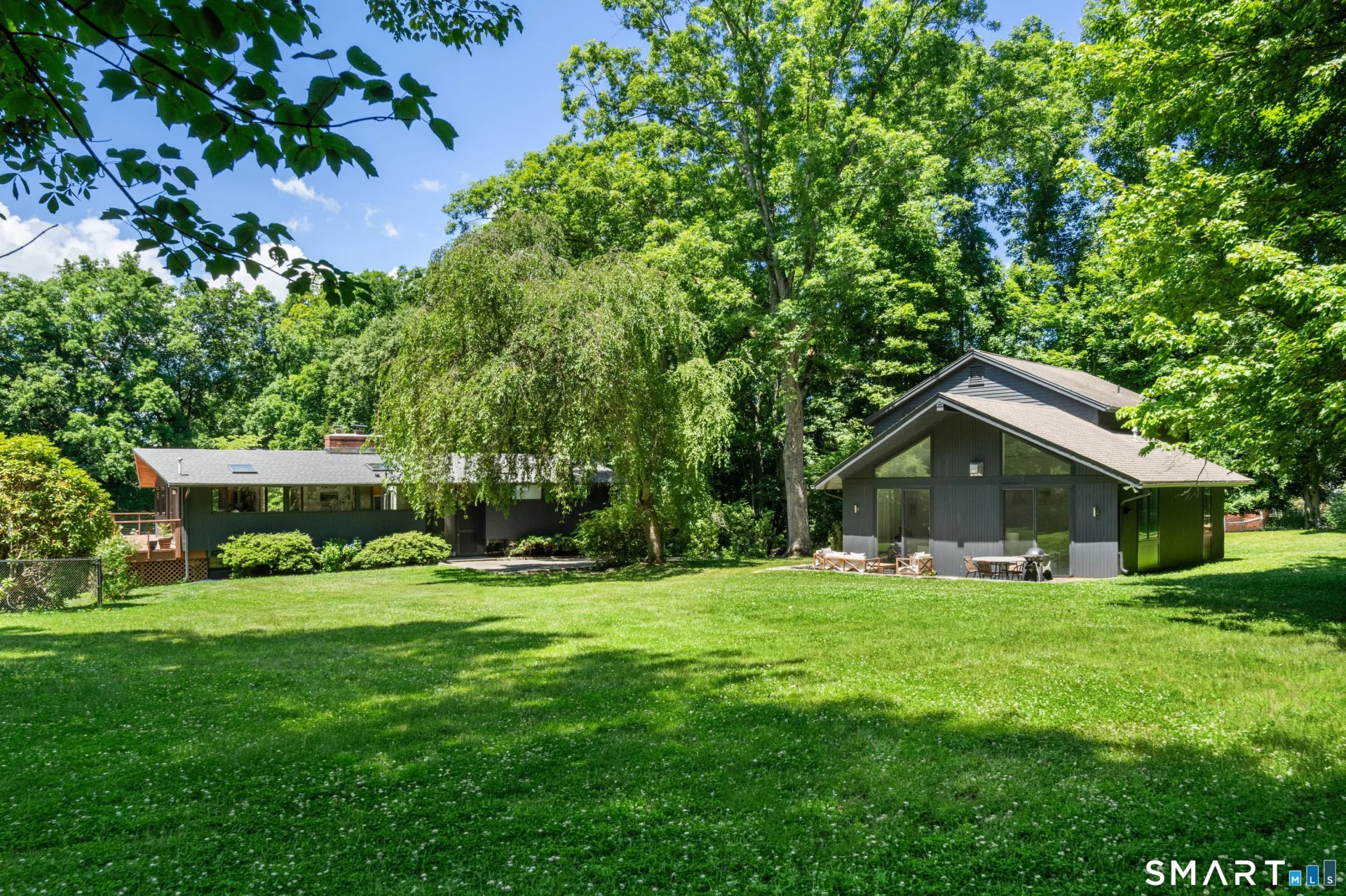 9 Fall Ridge Road, Weston, CT