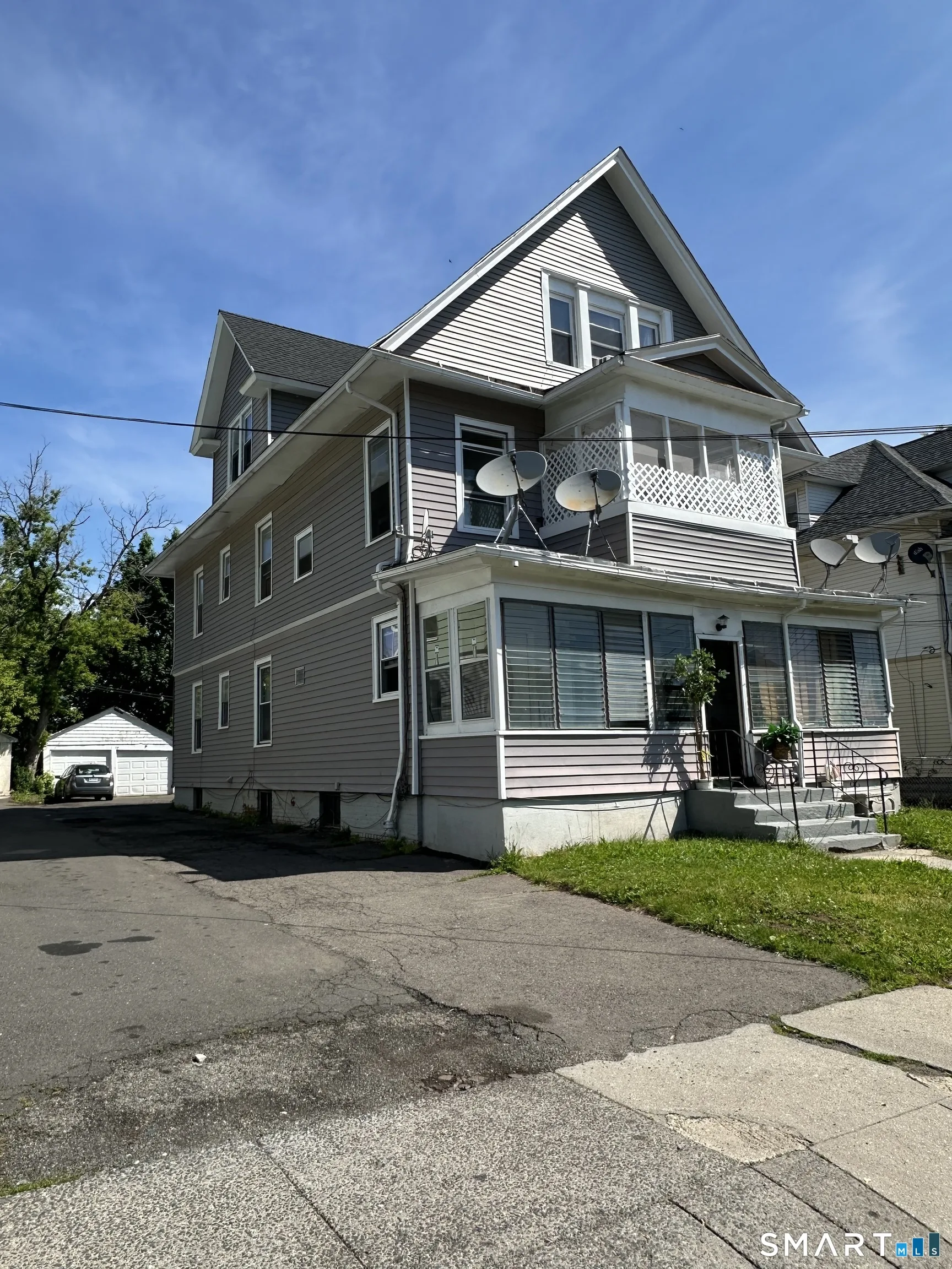 118 Barker Street, Hartford, CT
