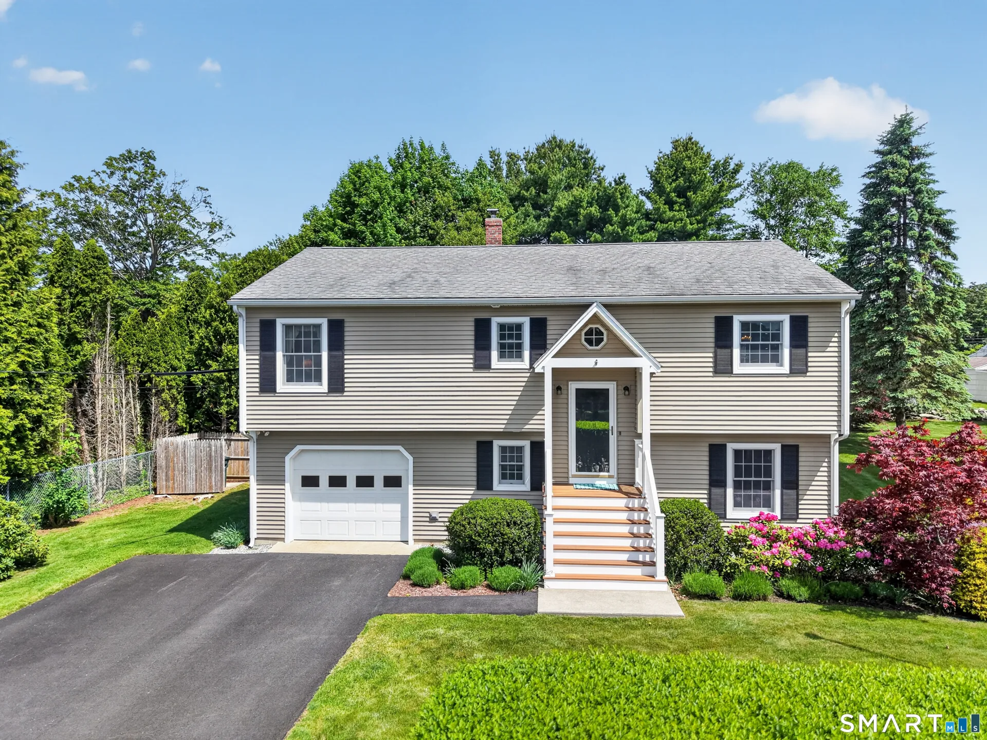 35 Bruggeman Place, Stonington, CT