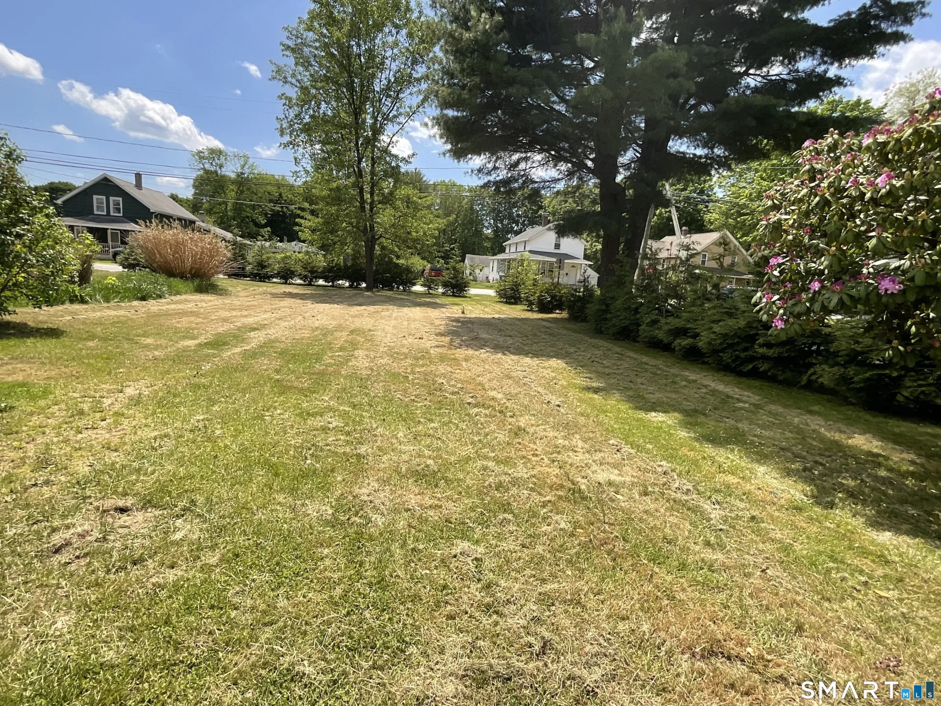 25-27 Pleasant Street, Plainfield, CT