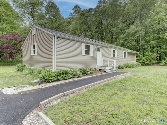189 Chestnut Hill Road