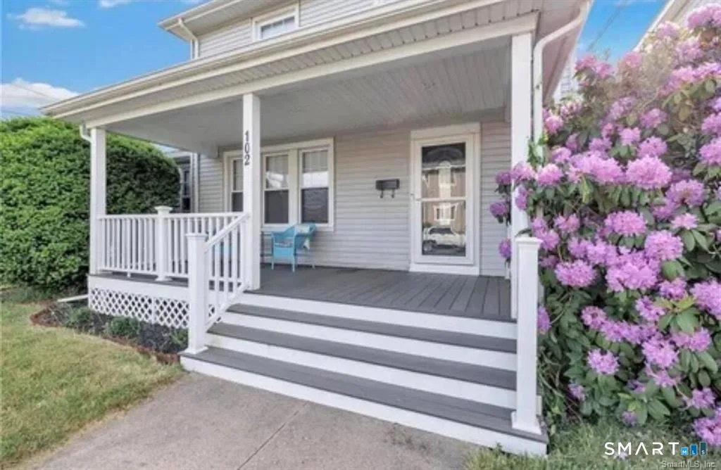 102 Peck Avenue, West Haven, CT