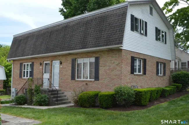 1385 Highland Avenue #1B