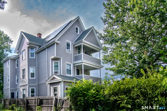 395 Woodland Street