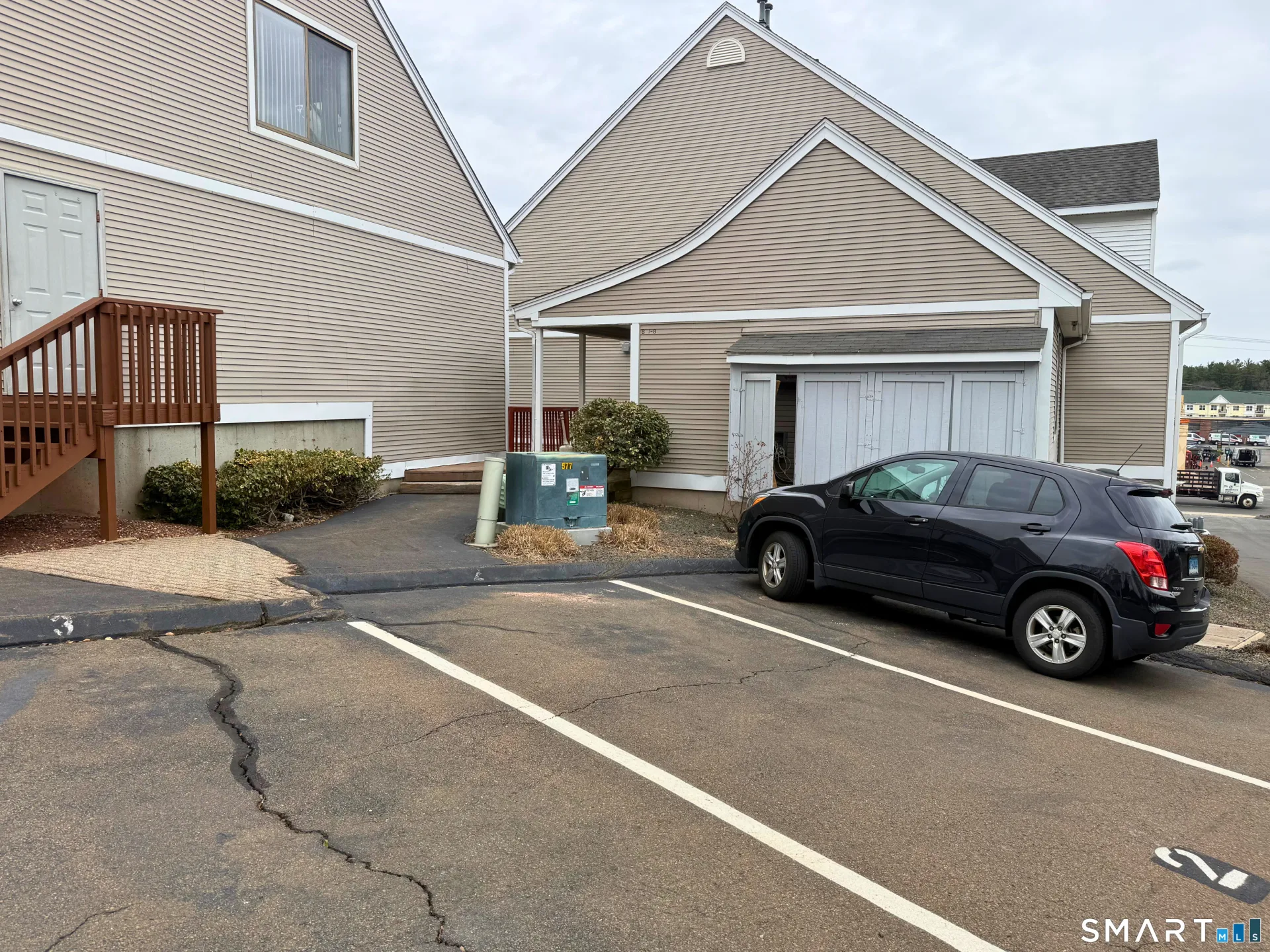 1690 Dixwell Avenue #B3, Hamden, CT