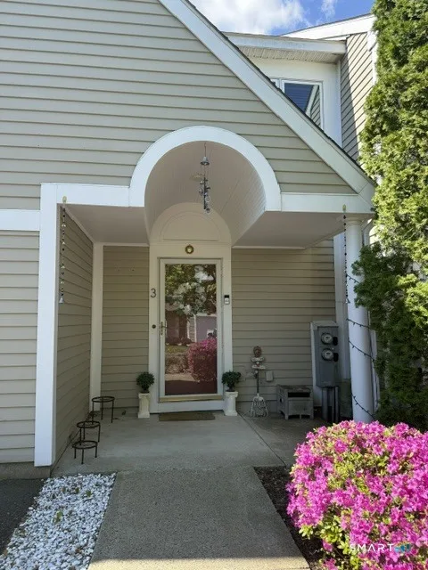 3 Centerbrook Court #3