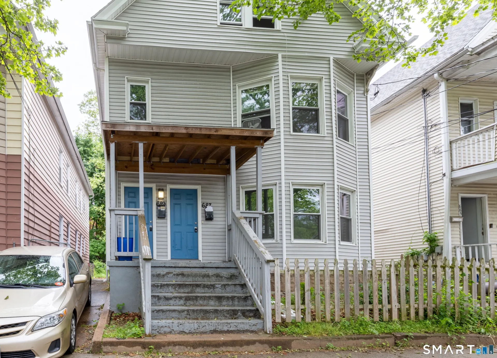 687-689 Winchester Avenue, New Haven, CT