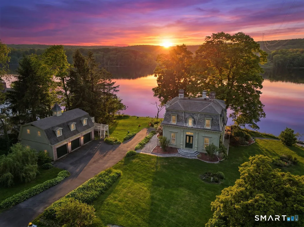 77 Main Street, East Haddam, CT