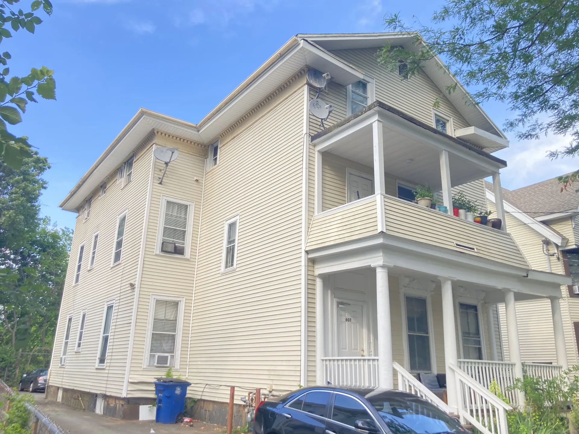 607 Elm Street, New Haven, CT