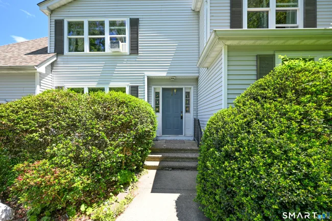 6 Warren Drive #6