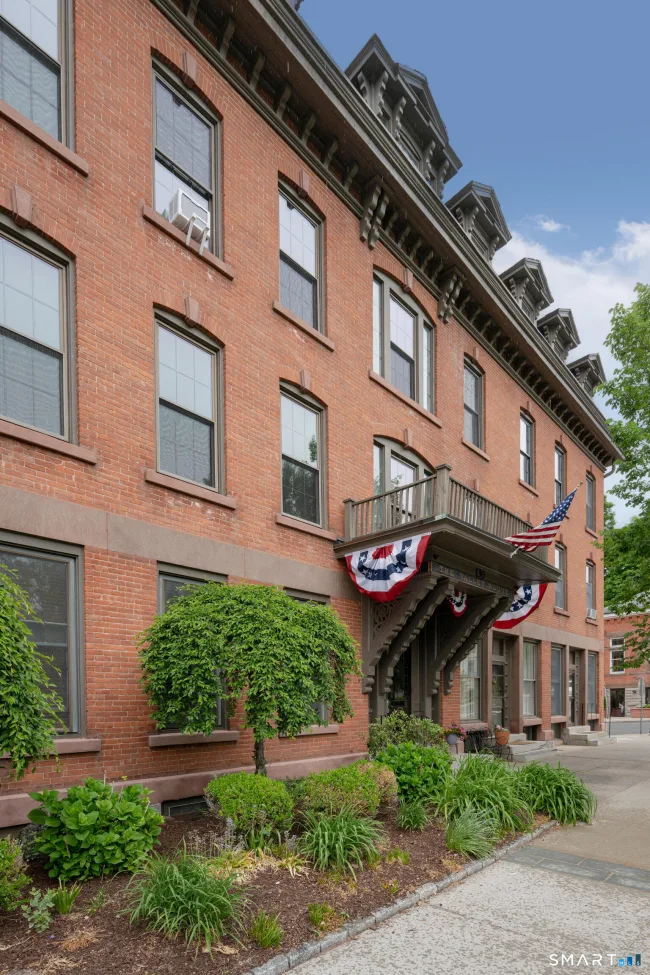 130 Main Street #2D