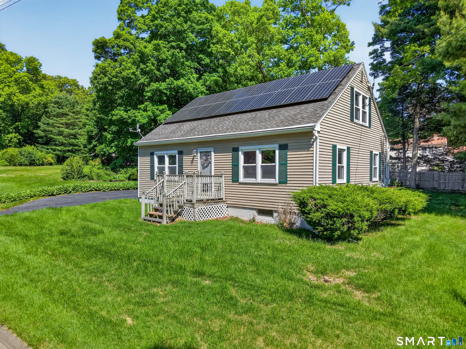 14 Oakwood Lane, Clinton, CT