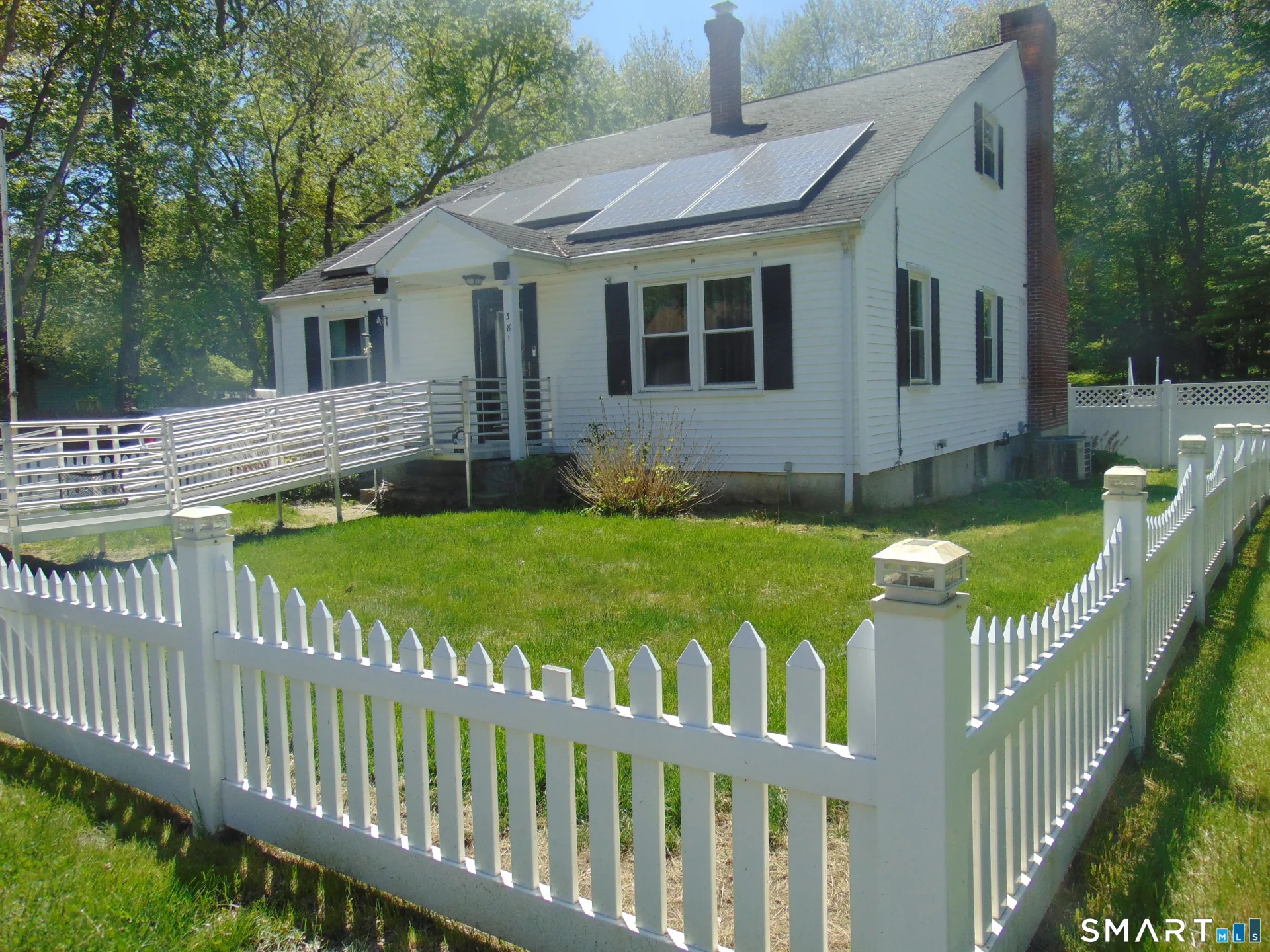 381 Chestnut Hill Avenue, Waterbury, CT