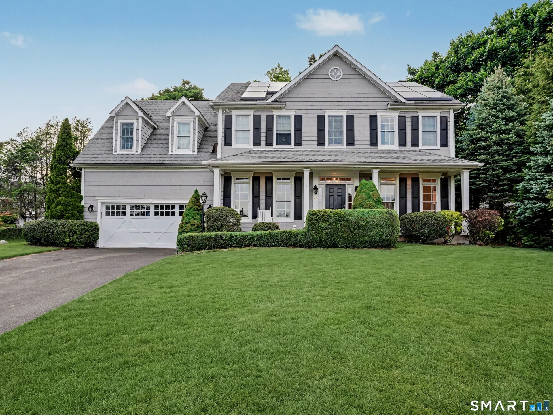 28 Walnut Ridge Lane, Stamford, CT