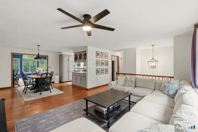 570 Buff Cap Road