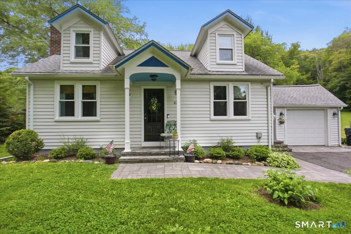 41 River Road, Washington, CT