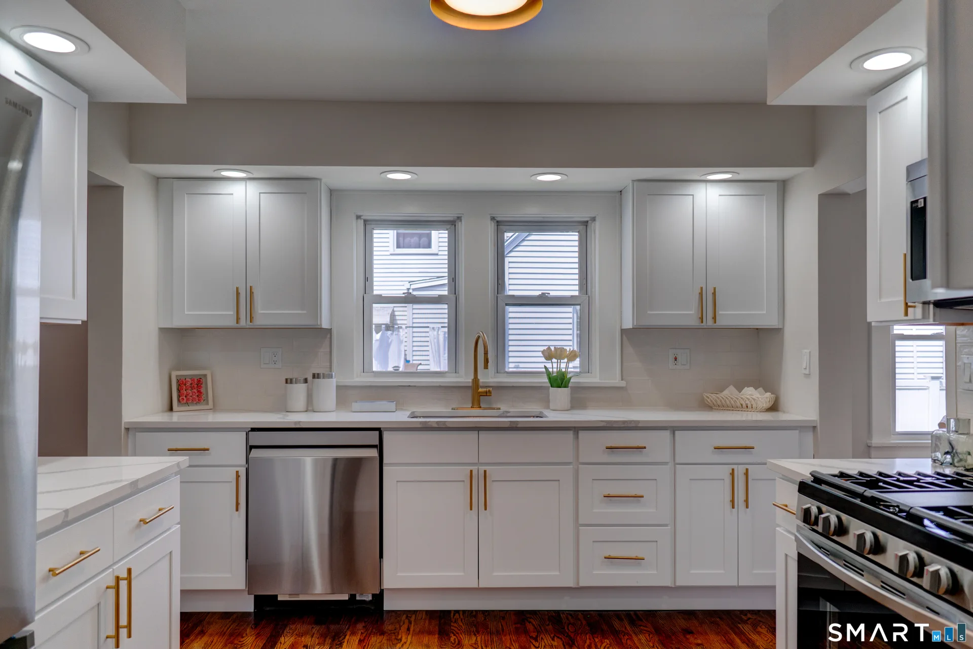 44 Elmer Avenue, Hamden, CT
