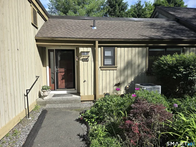 657 Heritage Village #A