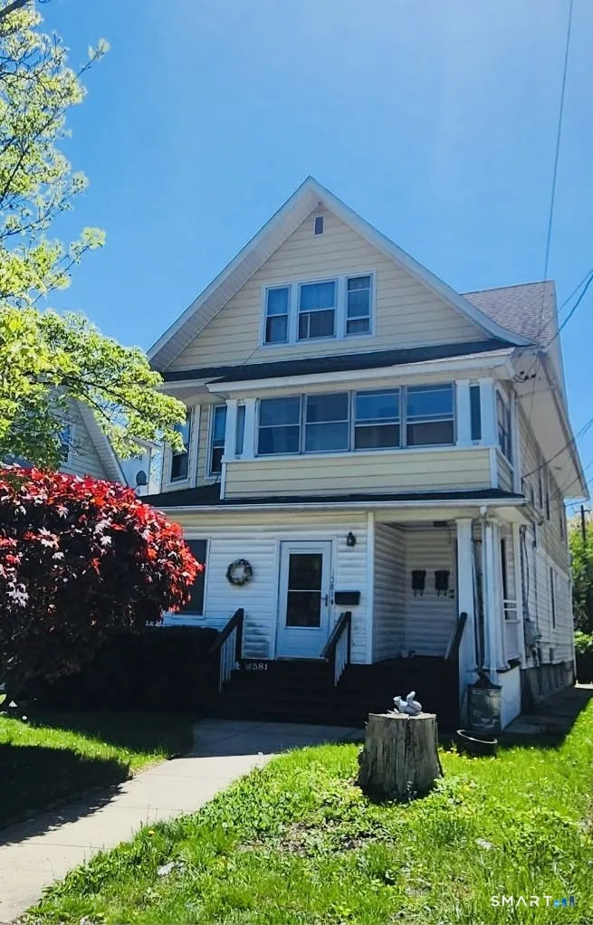 1581 West Broad Street, Stratford, CT