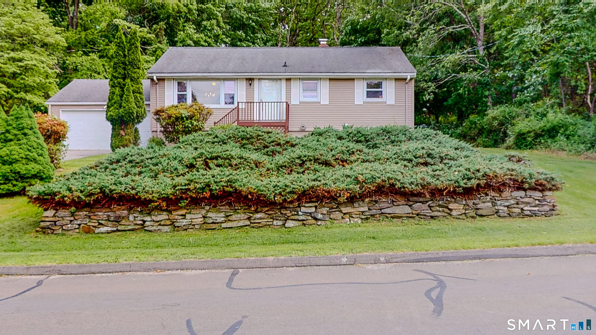 41 Capitol Drive, Shelton, CT