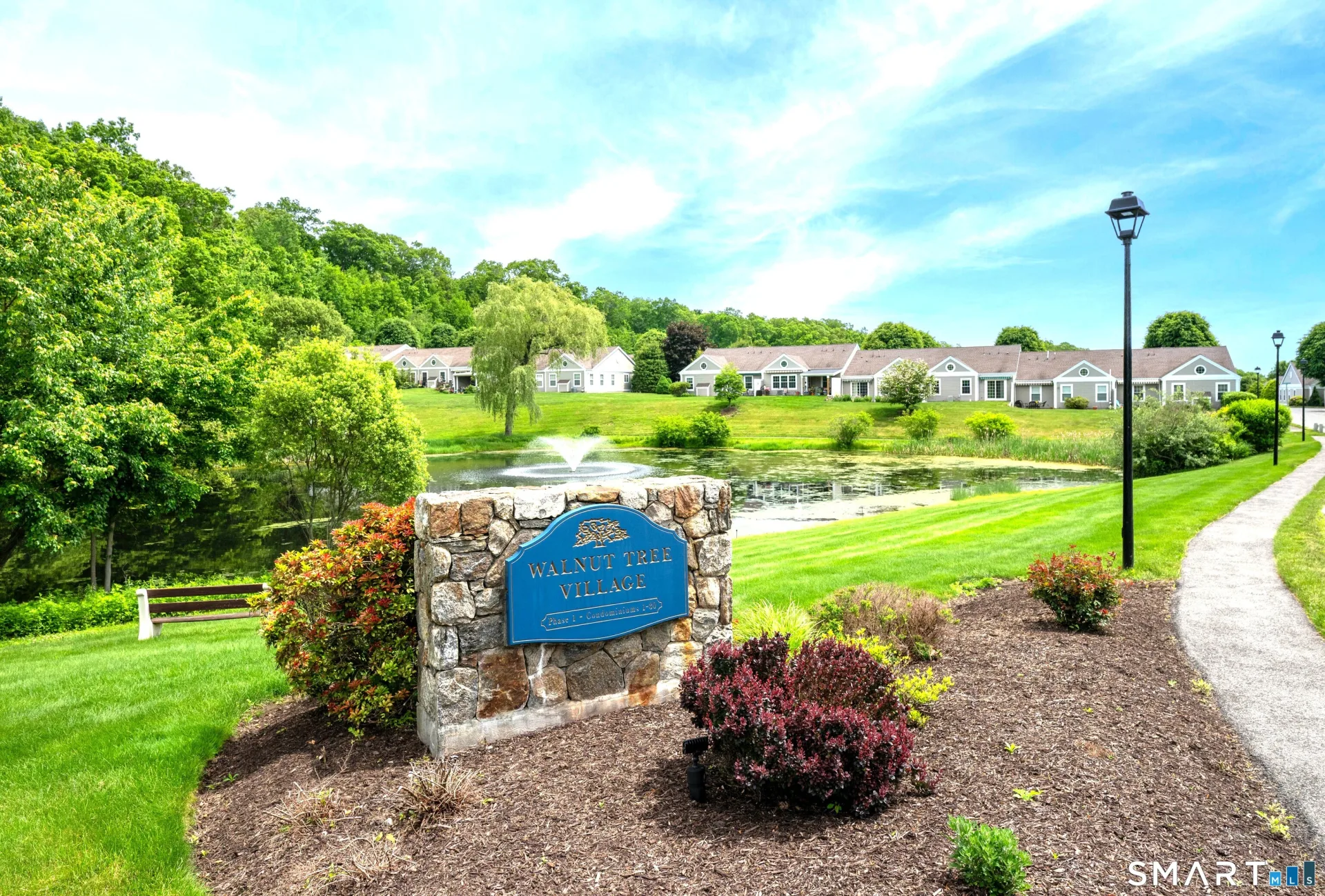 176 Julia Court #176, Newtown, CT