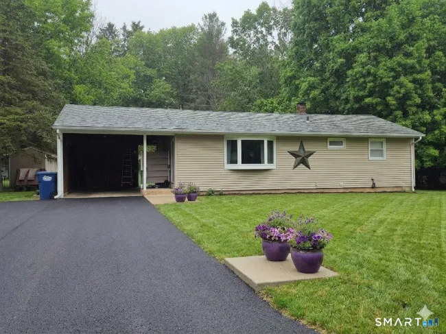 23 Ridgecrest Road
